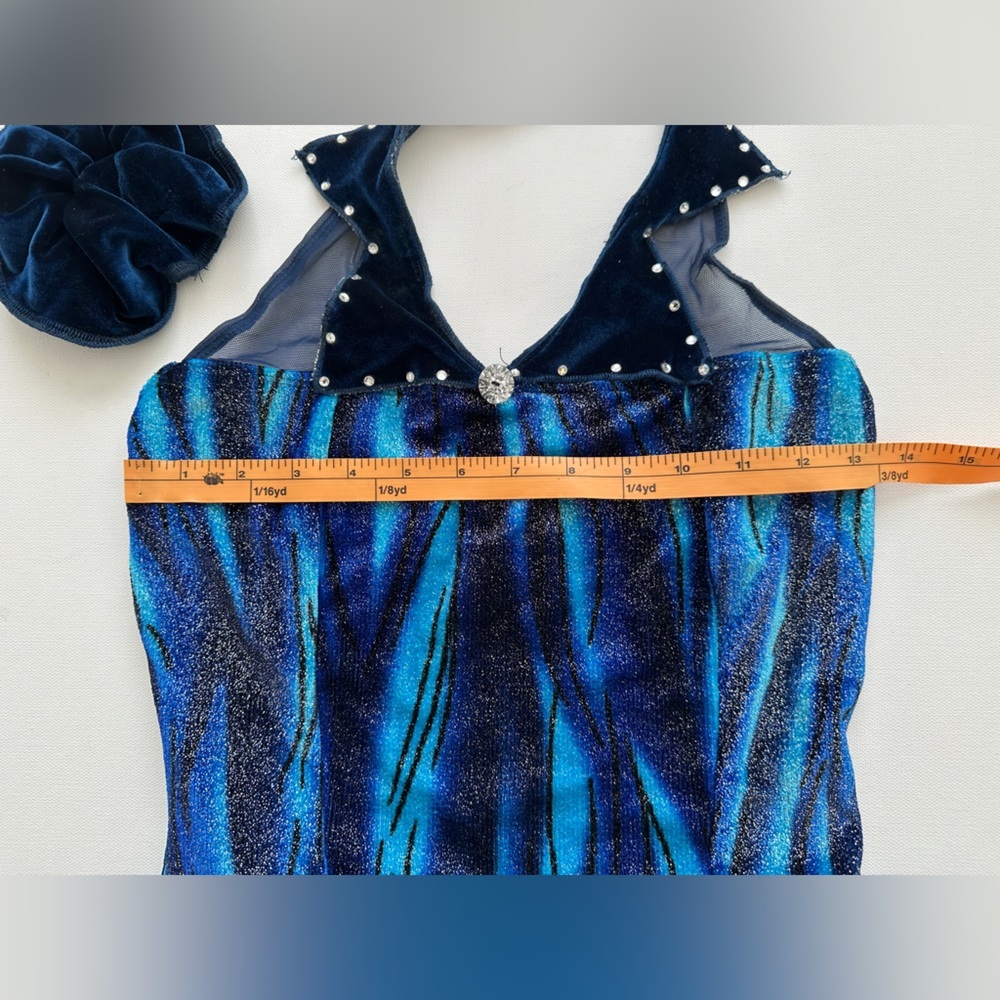 Figure Skating/Dance Wear - Halter Short One Piece-Blue-Scrunchie- Size 12 (Est) - Picture 8 of 11